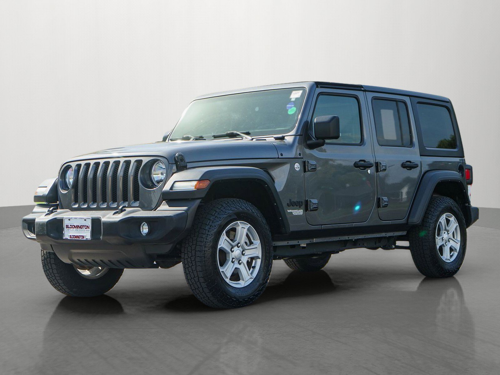 Used 2021 Jeep Wrangler Unlimited Sport AWD/4WD image 3