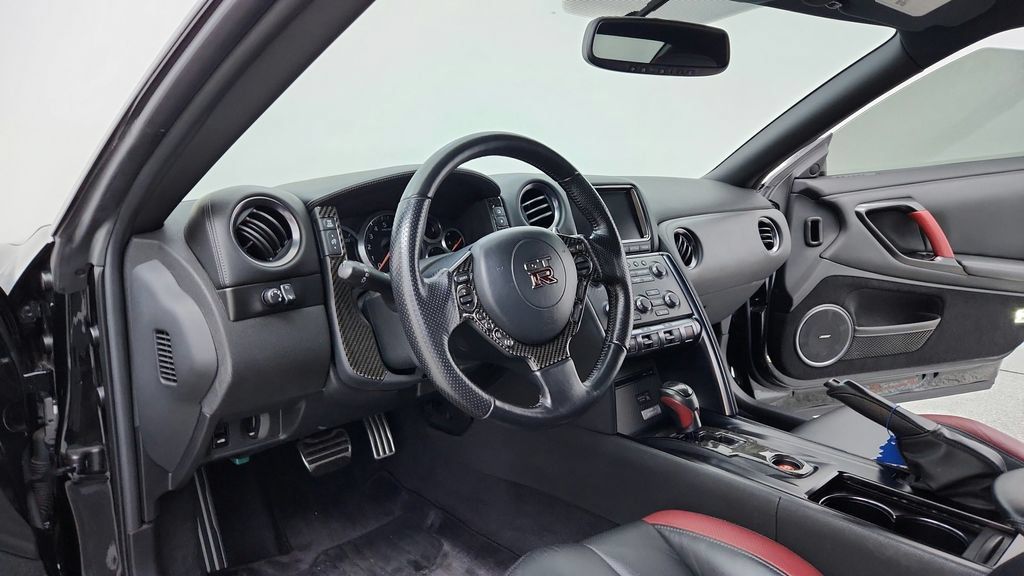 Used 2012 Nissan GT-R Black Edition AWD/4WD image 13