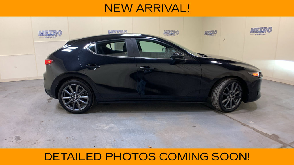 Used 2025 MAZDA MAZDA3 s FWD image 2