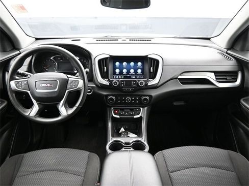 Used 2022 GMC Terrain SLE w/ Driver Convenience Package image 12