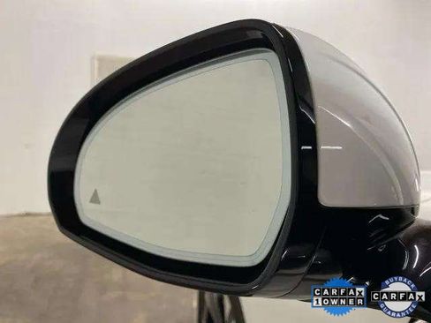 Used 2025 Mercedes-Benz E 350 Sedan image 91