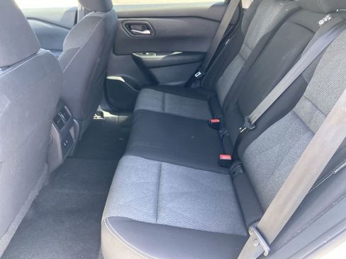 Used 2025 Nissan Rogue SV FWD image 20