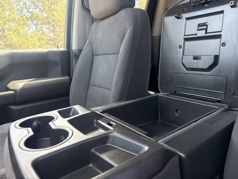 Used 2022 GMC Sierra 2500 Pro w/ Convenience Package RWD image 27