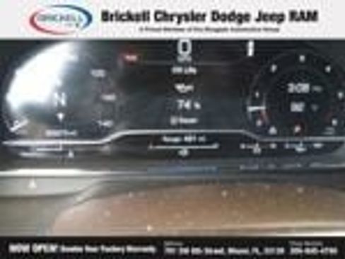 Used 2024 GMC Yukon XL SLT RWD image 25
