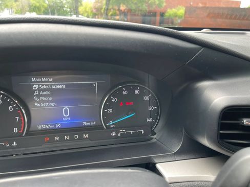 Used 2020 Ford Explorer XLT w/ Comfort Package RWD image 17