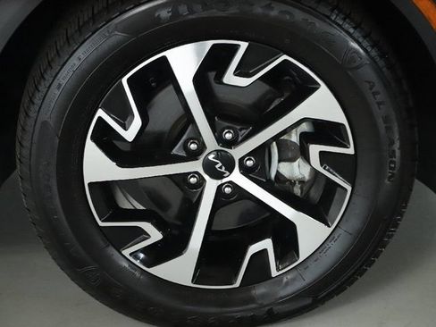 Used 2023 Kia Sportage EX FWD image 10