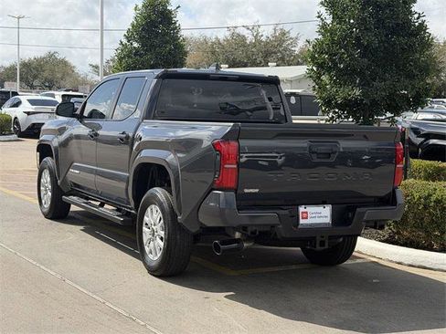 Certified 2025 Toyota Tacoma SR5 image 5