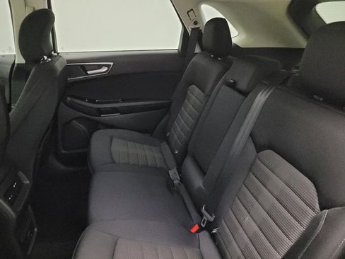 Used 2016 Ford Edge SEL image 18