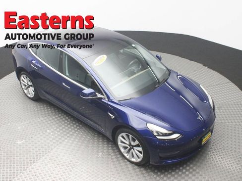 Used 2018 Tesla Model 3 Long Range image 3