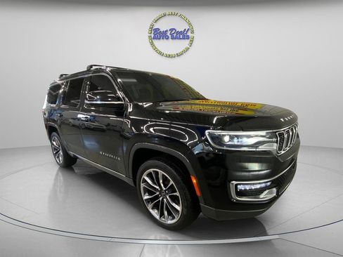 Used 2022 Jeep Wagoneer Series III w/ Premium Group I image 7