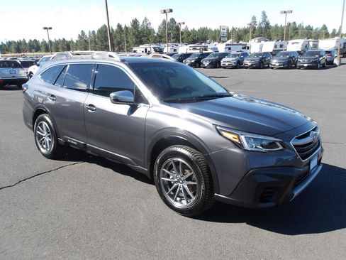 Used 2020 Subaru Outback Touring XT AWD/4WD image 7