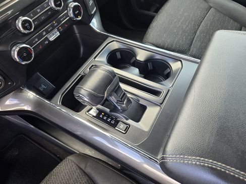 Used 2022 Ford F150 XLT w/ Equipment Group 302A High image 17