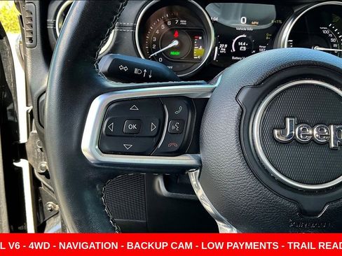 Used 2021 Jeep Wrangler Unlimited Sahara w/ Cold Weather Group AWD/4WD image 11
