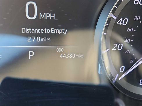 Used 2022 Toyota Highlander XLE AWD/4WD image 6