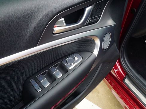 New 2025 Genesis G70 2.5T w/ Sport Prestige Package image 15