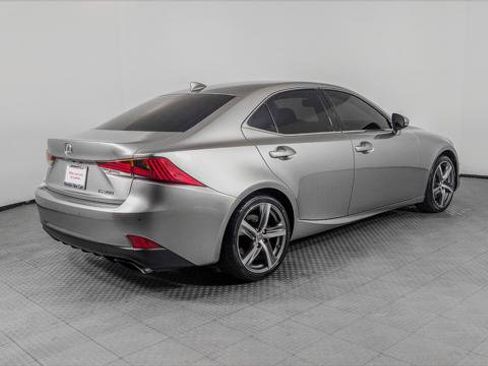 Used 2019 Lexus IS 300 w/ Premium Package image 8