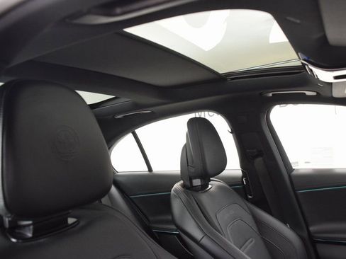 Used 2025 Mercedes-Benz E 53 AMG e 4MATIC Sedan image 17