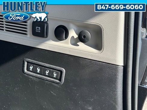Used 2022 Jeep Wagoneer Series III w/ Convenience Group I AWD/4WD image 14