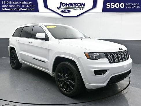 Used 2019 Jeep Grand Cherokee Altitude image 1