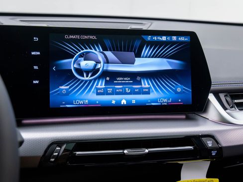 New 2025 BMW X1 xDrive28i w/ Technology Package image 25