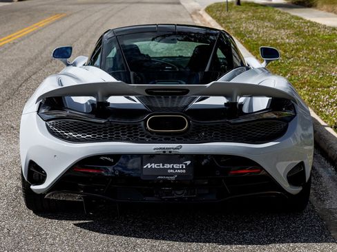New 2026 McLaren 750S RWD image 7