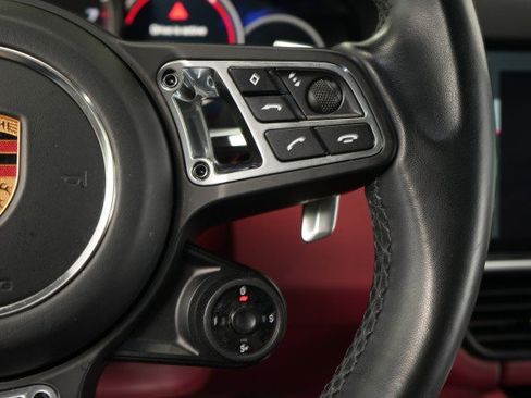 Used 2019 Porsche Cayenne Turbo AWD/4WD image 43