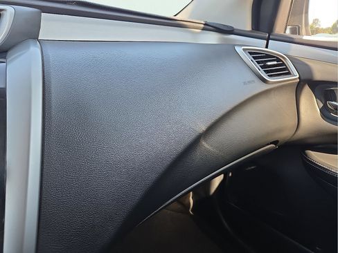 Used 2019 Nissan Murano S FWD image 21