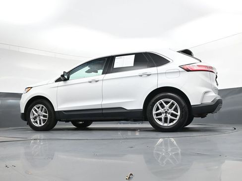 Used 2023 Ford Edge SEL image 40