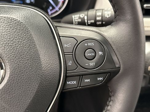 Used 2025 Toyota RAV4 XLE Premium w/ Weather Package AWD/4WD image 34