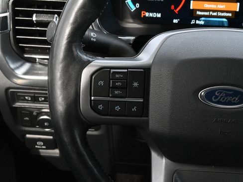 Used 2021 Ford F150 Lariat RWD image 8