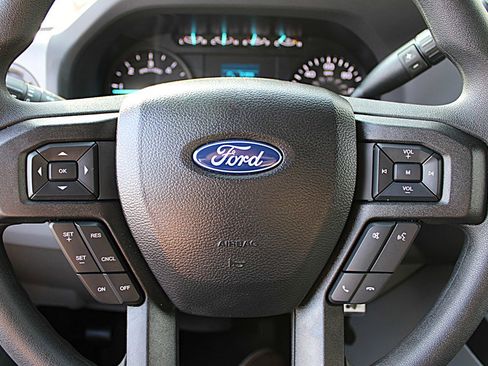 Used 2025 Ford E-350 and Econoline 350 Super Duty w/ Power Equipment Group image 28