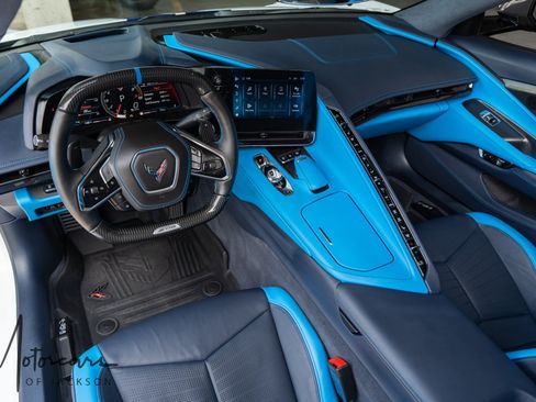Used 2024 Chevrolet Corvette Z06 RWD image 28