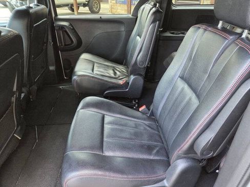 Used 2020 Dodge Grand Caravan GT FWD image 37