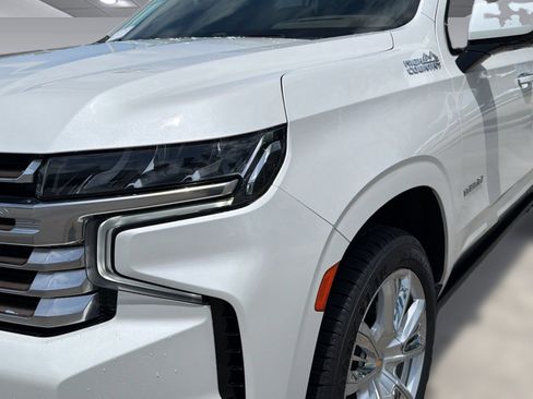 Certified 2021 Chevrolet Tahoe High Country AWD/4WD image 10