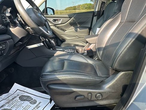 Used 2022 Subaru Forester Touring image 10