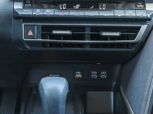 Used 2025 Toyota Camry LE FWD image 13