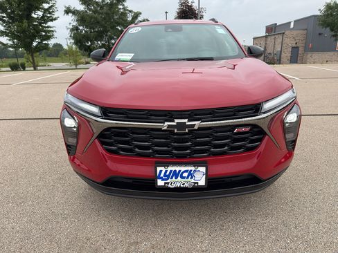New 2026 Chevrolet Trax RS w/ Driver Confidence Package FWD image 7