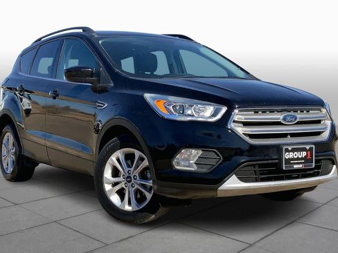 Used 2018 Ford Escape SEL image 2
