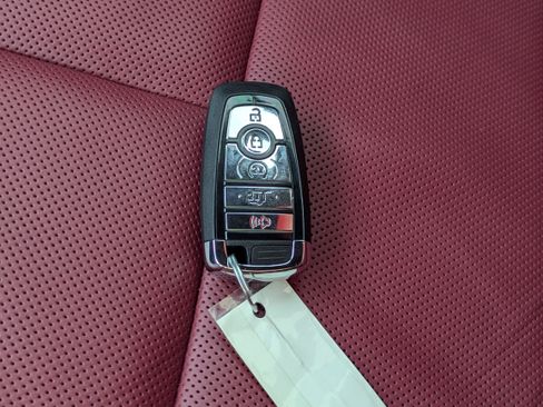 Used 2023 Lincoln Corsair Reserve w/ Equipment Group 201A image 28