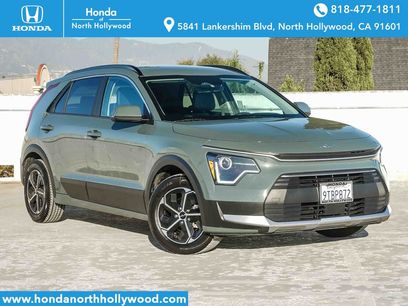 Used 2025 Kia Niro EX