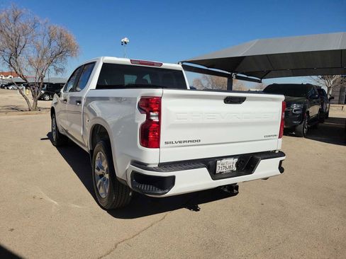 Used 2024 Chevrolet Silverado 1500 Custom image 4