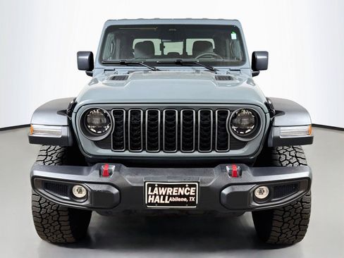 Used 2026 Jeep Gladiator Rubicon AWD/4WD image 2