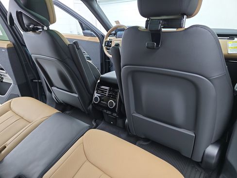 New 2026 Land Rover Range Rover Sport Dynamic SE image 11