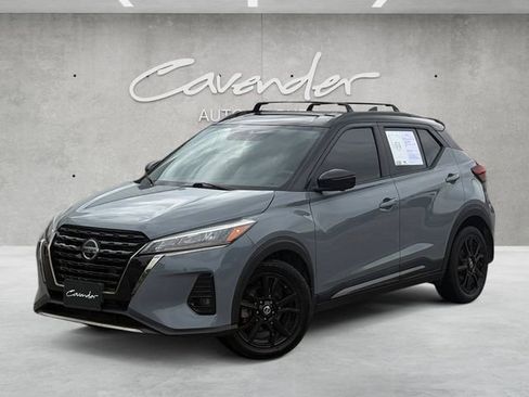 Used 2021 Nissan Kicks SR w/ Exterior Package image 1