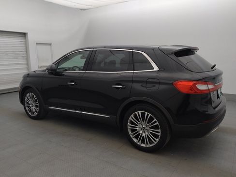 Used 2017 Lincoln MKX Reserve FWD image 3
