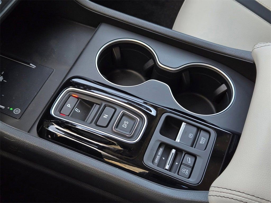 New 2026 Honda Pilot Touring image 23