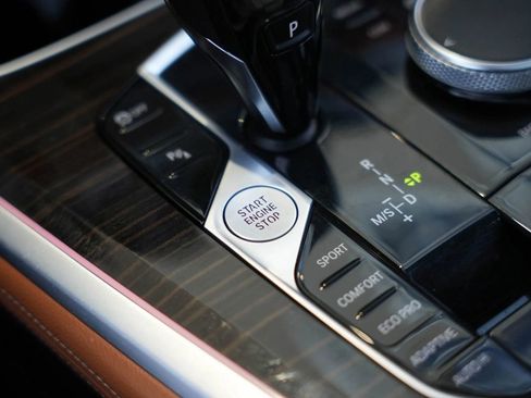 Used 2021 BMW X5 sDrive40i w/ M Sport Package image 41