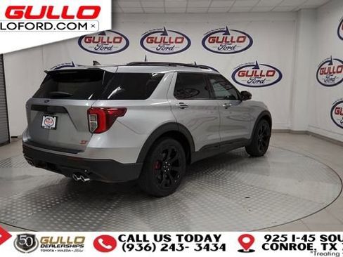 Used 2024 Ford Explorer ST w/ Equipment Group 401A image 8