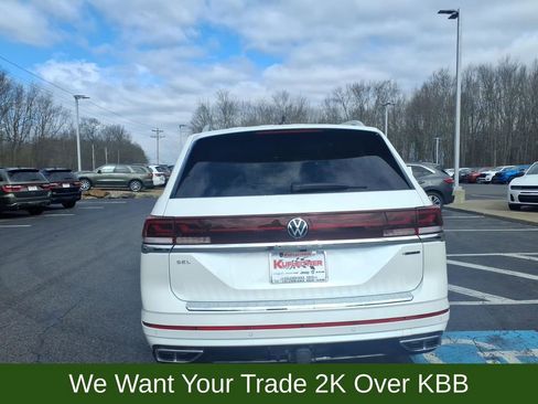 Used 2025 Volkswagen Atlas SEL Premium R-Line image 3