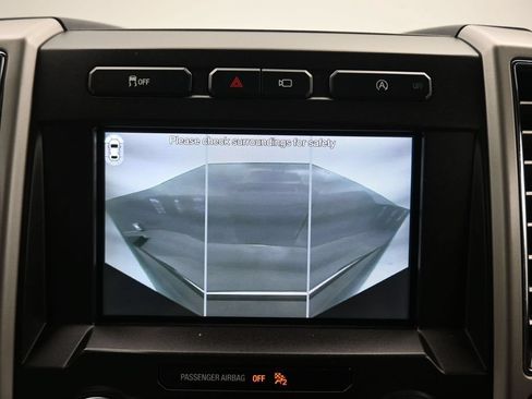Used 2019 Ford F150 King Ranch w/ Equipment Group 601A Luxury AWD/4WD image 21